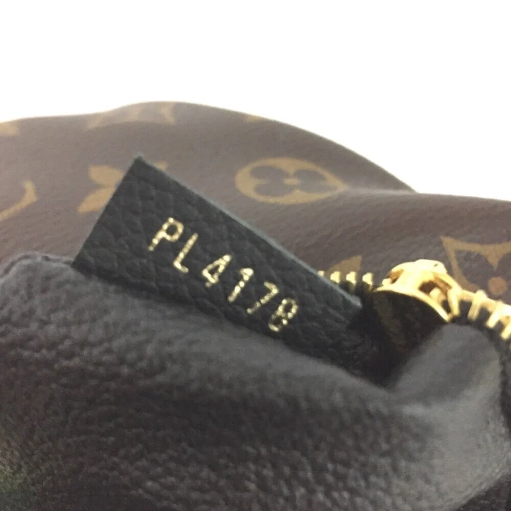 Louis Vuitton Monogram Pallas Beauty Case Clutch